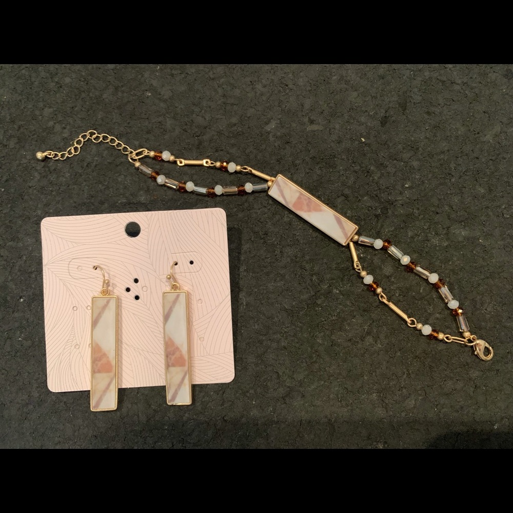 Earring and bracelet set